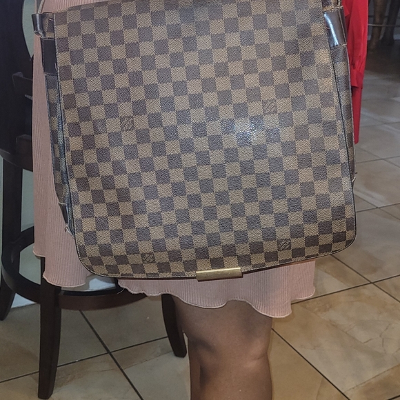 Louis vuitton unisex crossbody damier bastile bag authentic lv - Picture 5 of 5